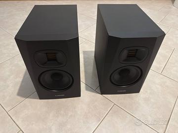 Coppia Monitor Studio Adam Audio T5v