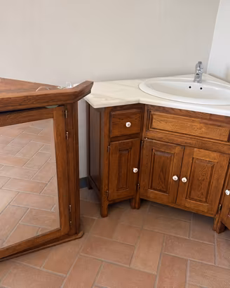 Mobile angolare bagno con specchiera