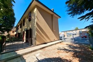 Villetta a schiera di testa borgo panigale