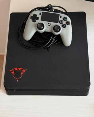PS4 SLIM 1TB + controller