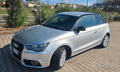 Audi a1 1.6 105 cv ambition diesel
