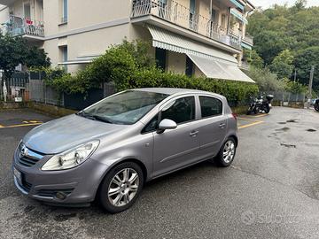 Opel corsa 1.2 benzina