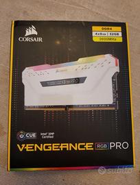 RAM  corsair 32GB (4x8) 3000Mhz DDR4 RGB Boanche
