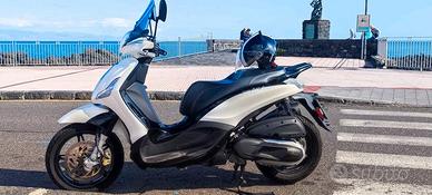 Piaggio Beverly Sport Touring 350