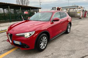 Alfa Romeo Stelvio 2.2 Turbodiesel 210 CV AT8 Q4 E