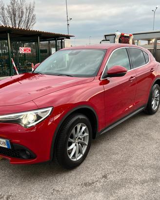 Alfa Romeo Stelvio 2.2 Turbodiesel 210 CV AT8 Q4 E