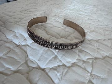 Bracciale rigido indiano in argento