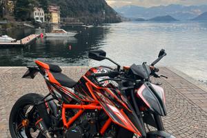 KTM Superduke 1290 r 2021