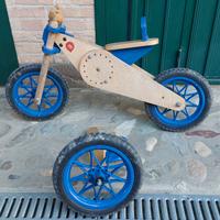 Bicicletta triciclo in legno