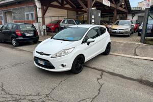 Ford Fiesta 1.4 TDCi 70CV 3 porte Titanium