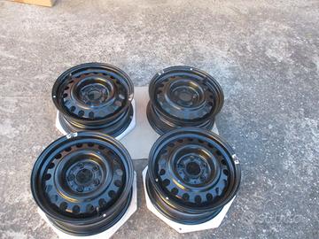 cerchi in ferro Mercedes 6.5Jx15. classe C, E