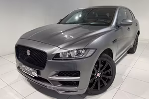 Jaguar F-Pace IVA ESPOSTA - SOLO COMMERCIANTI