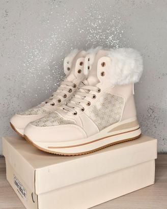 Scarpa sportiva Taglia 41