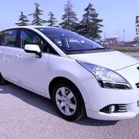 Peugeot 5008 1.6 e-HDi 112CV Stop&Start