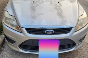 Ford focus station wagon 