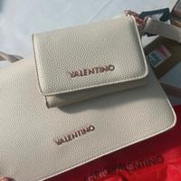 Borsa e portafoglio Valentino
