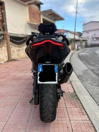 Tmax 560
