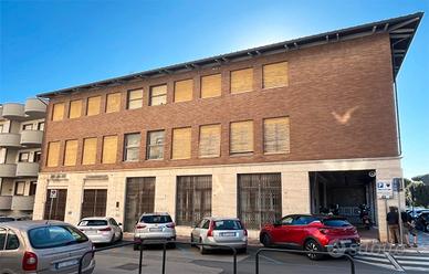 Edificio polifunzionale a Cecina