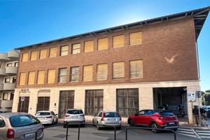 Edificio polifunzionale a Cecina