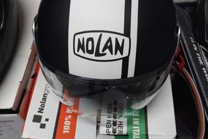 Casco jet