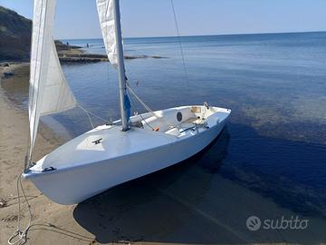 Deriva a vela Skipper CNA