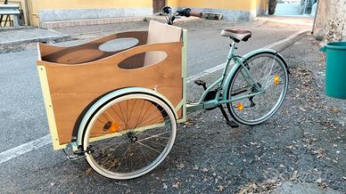bicicletta cargo bike bambini cani trasporto 