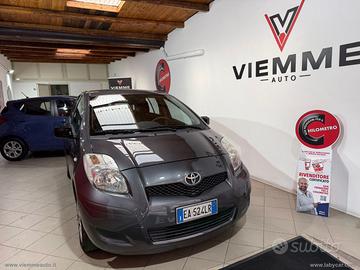 TOYOTA Yaris 1.0 16V 5p. Sol