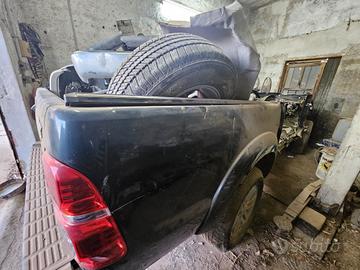 Ricambi Toyota hilux e motore