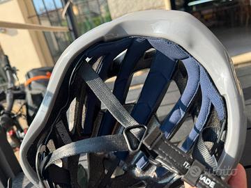 Casco bici e altri sport marca: KASK