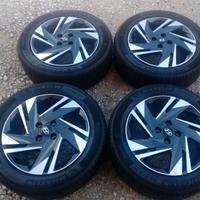 Cerchi e gomme nuove 16 originali Hyundai