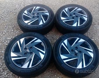Cerchi e gomme nuove 16 originali Hyundai