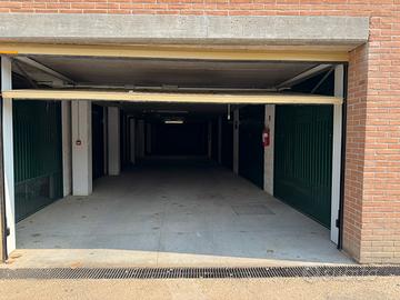 BOX AUTO Auto piccola + moto