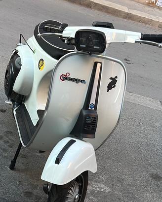 Vespa special 150 BFA