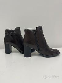 stivaletto co. tacco