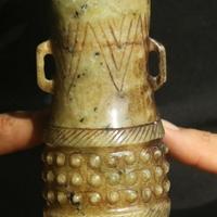 Antico Vaso con coperchio di giada naturale  Cina