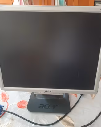 Lotto monitor, tastiera e casse pc