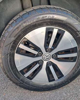 4 gomme 4 stagioni 215/60 R16 99H –  DOT 2023