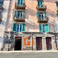 Locale COMMERCIALE fronte FIUME TEMO 85 mq