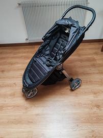 passeggino +ovetto +seggiolino +base girevole 