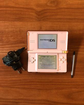 Nintendo Ds Lite Rosa con penna e caricabatterie