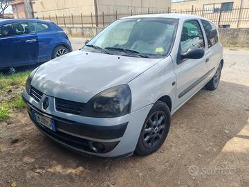 Renault Clio 1.2 Benzina (leggere descrizione)
