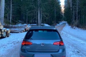 VW GOLF GTD 7.5
