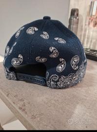 cappello stile bandana blu scuro da uomo