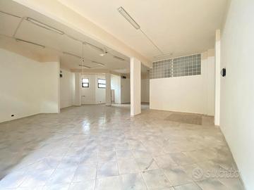 Ampio locale commerciale 170 mq -centro villaricca