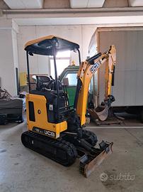 MINIESCAVATORE JCB 18Z-1 usato