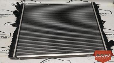 Radiatore Land Rover Defender TD4 - TD5 PCC001020