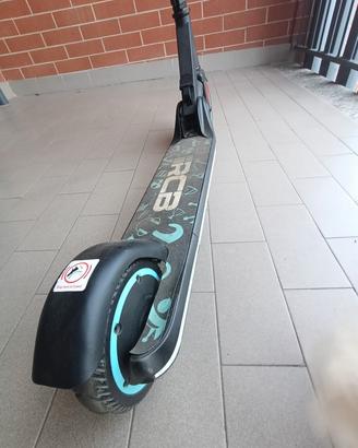 monopattino elettrico 6/12 anni 