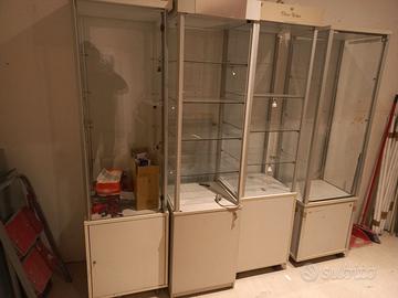 Vetrine con illuminazione