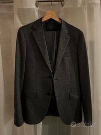 Completo elegante ragazzo grigio scuro melange