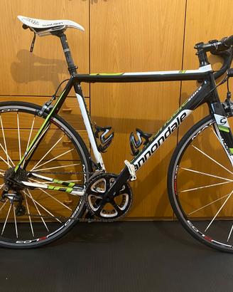 bici da strada cannondale